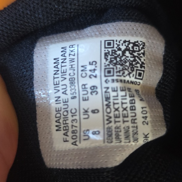 Converse Chuck Taylor High-tops   Platform Sneakers - Picture 6 of 7